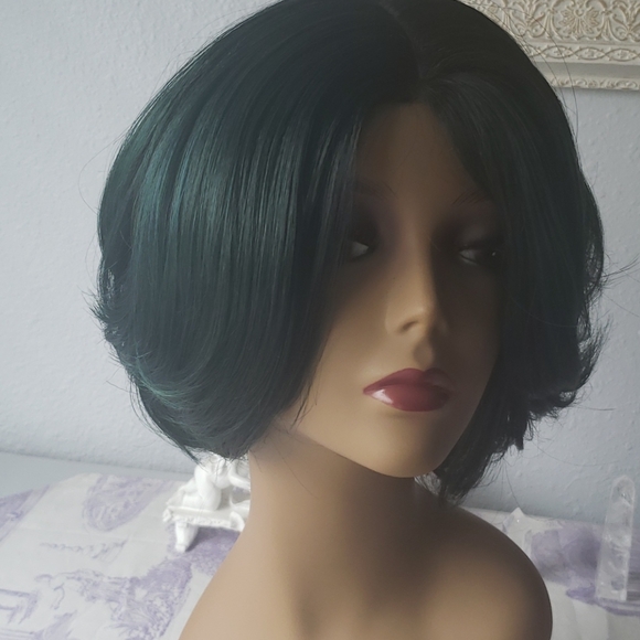 Vivica A fox Green wig Bob - Picture 2 of 4